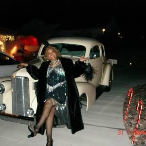 Meet your Posher, Delphine